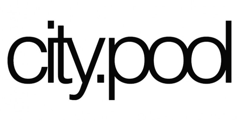 Schwarzer Text auf weißem Hintergrund lautet city.pod in Kleinbuchstaben.